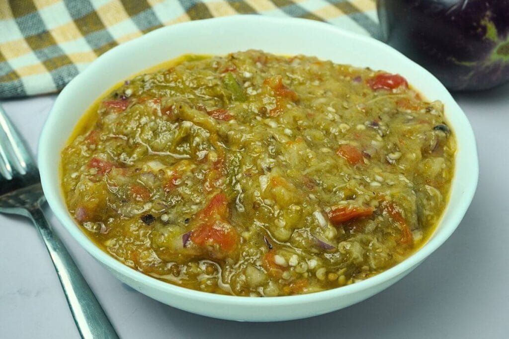 BBQ mashed eggplant serving