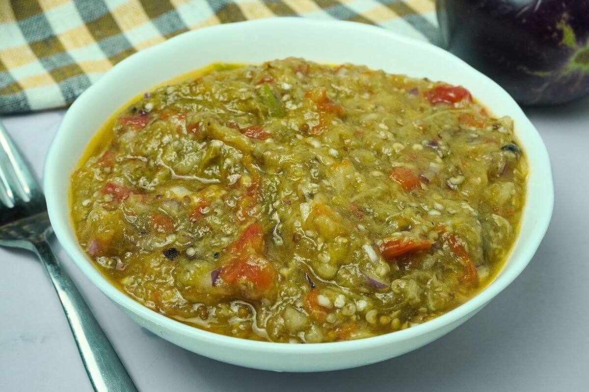 BBQ mashed eggplant serving