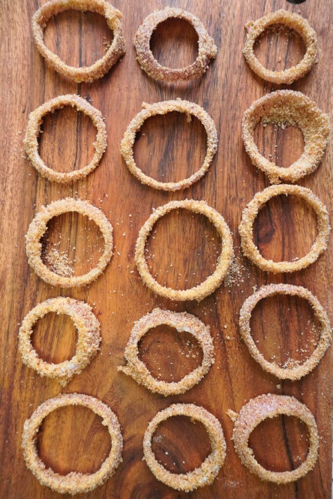 ring onion in airfryer coat bread crums