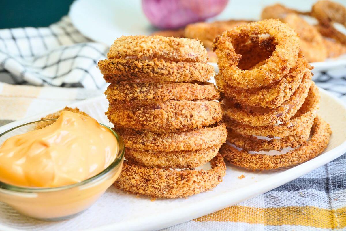 ring onion in airfryer feature image