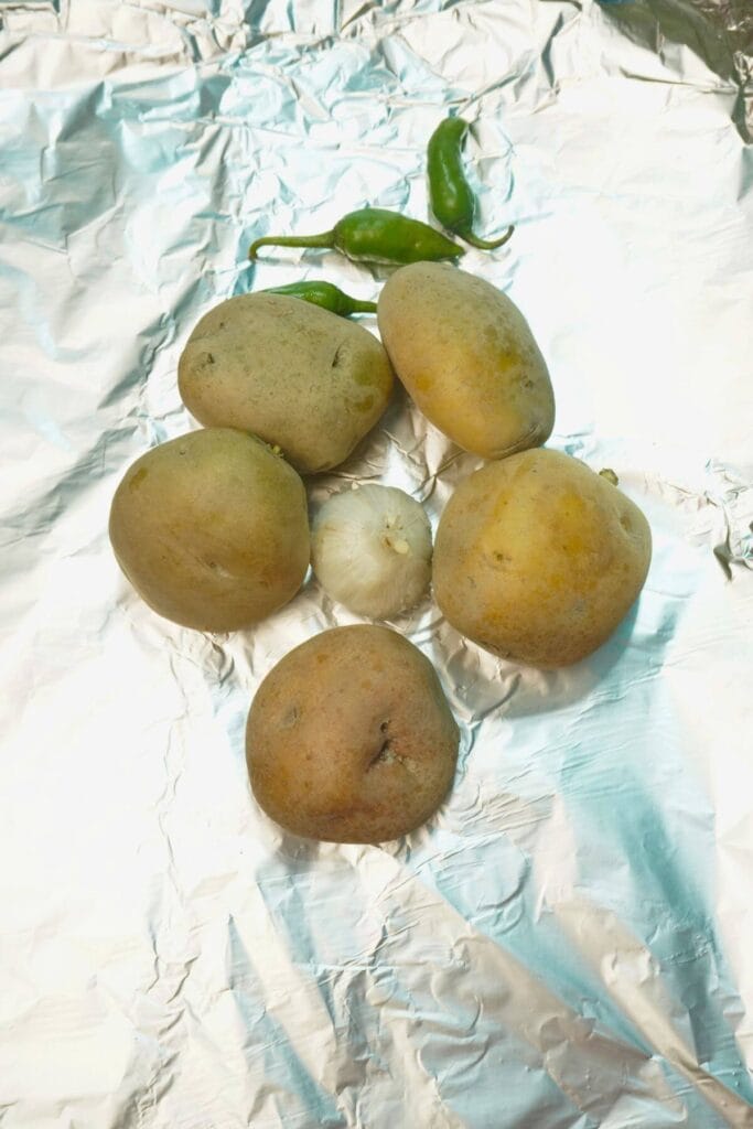 mashed potatoes in charcoal rape