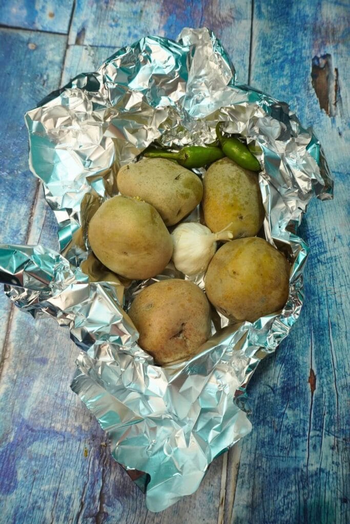 mashed potatoes in charcoal rape in foil