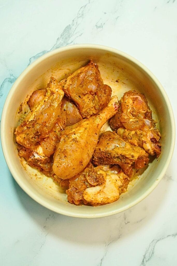 Air Fryer Aslam Ka Tasla Butter Chicken mix well