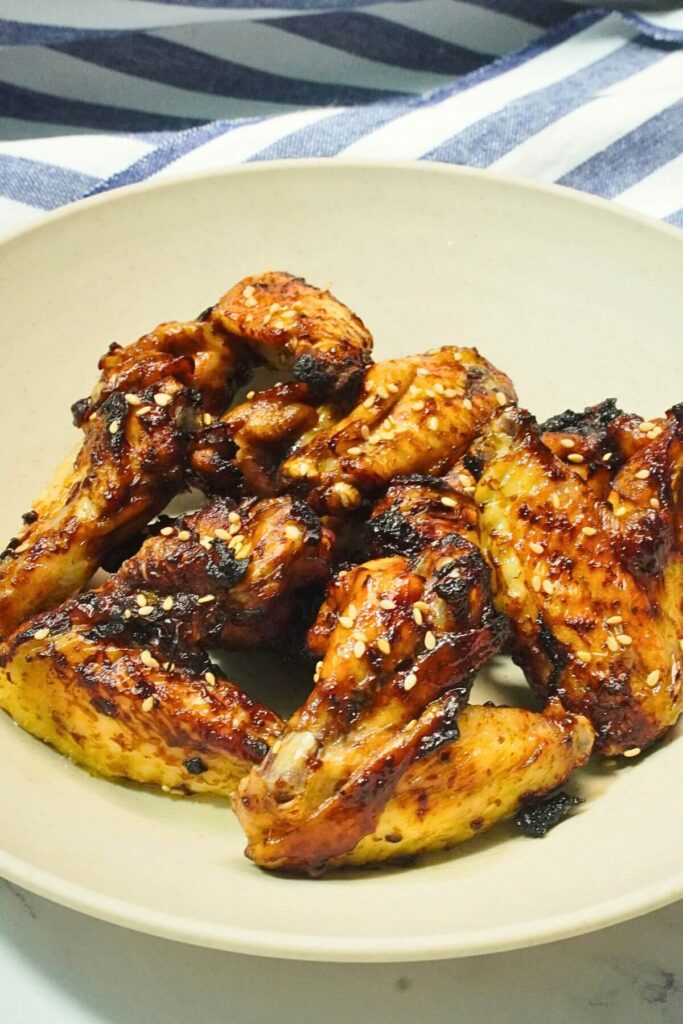 Air Fryer Chicken Wings with Oyster Sauce serving